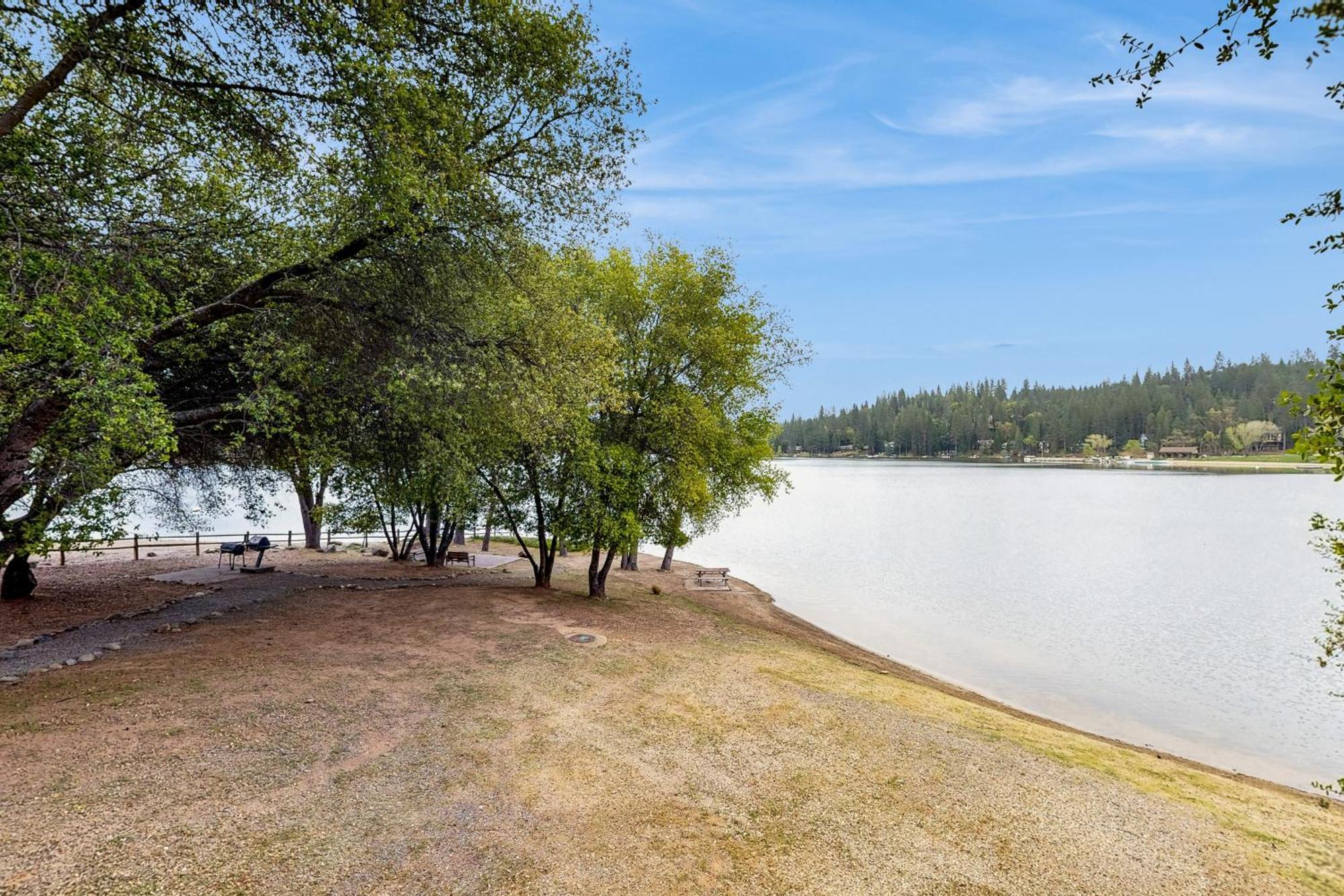 Allen Edgewater Retreat 格罗夫兰 外观 照片